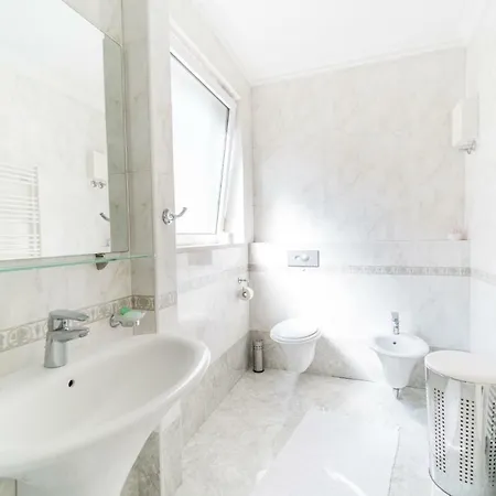 Ferhadija Premium * Szarajevó